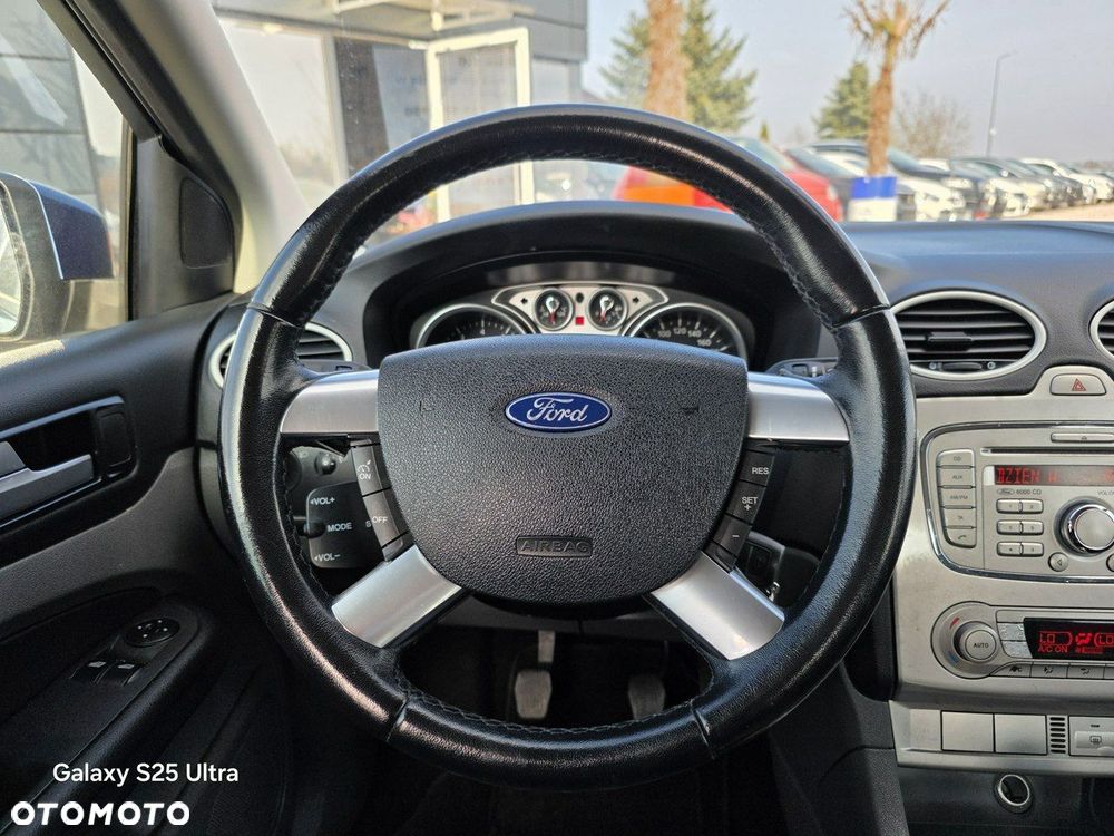 Ford Focus - 37