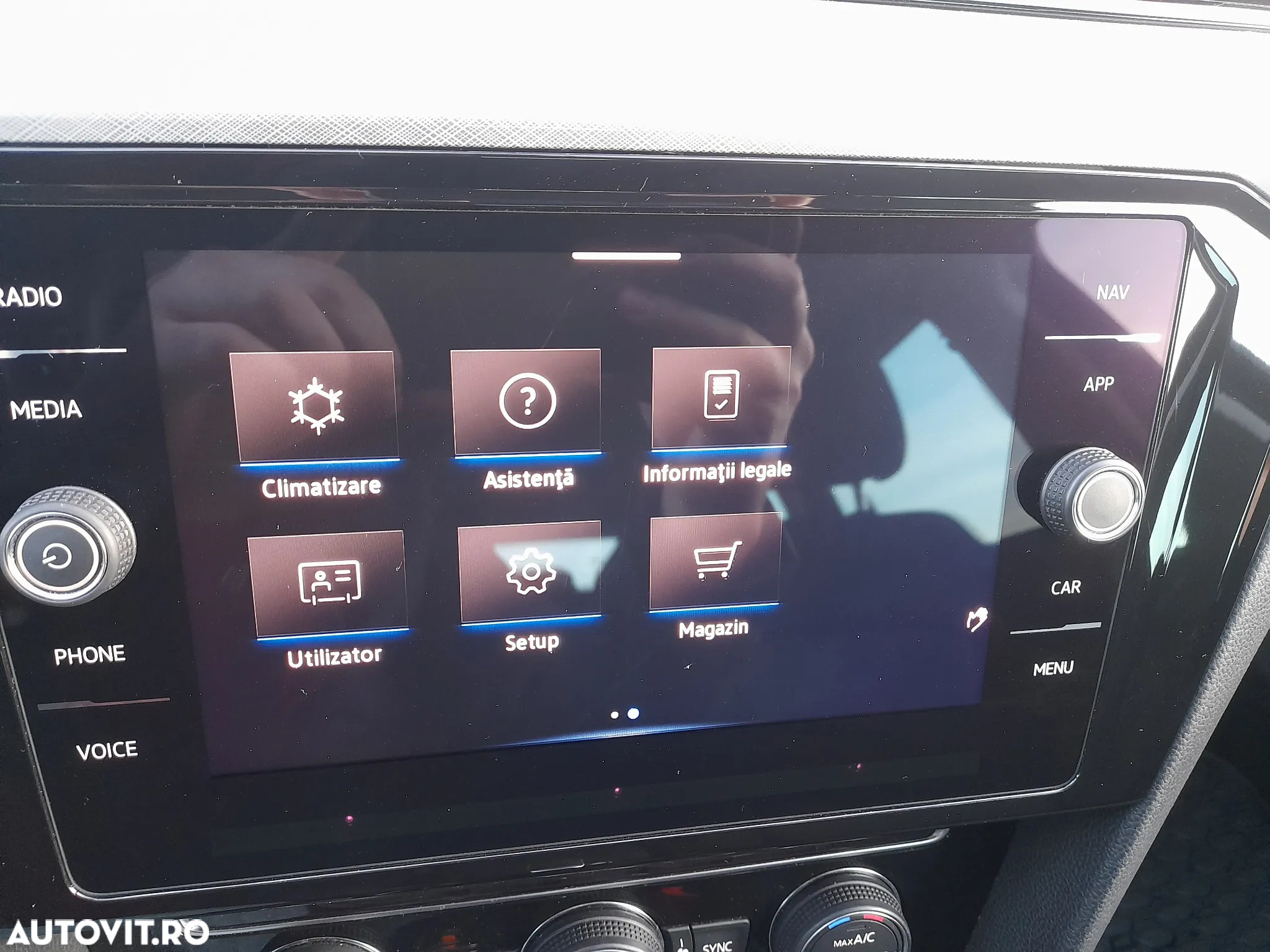 Volkswagen Passat Variant 2.0 TDI DSG Highline - 32