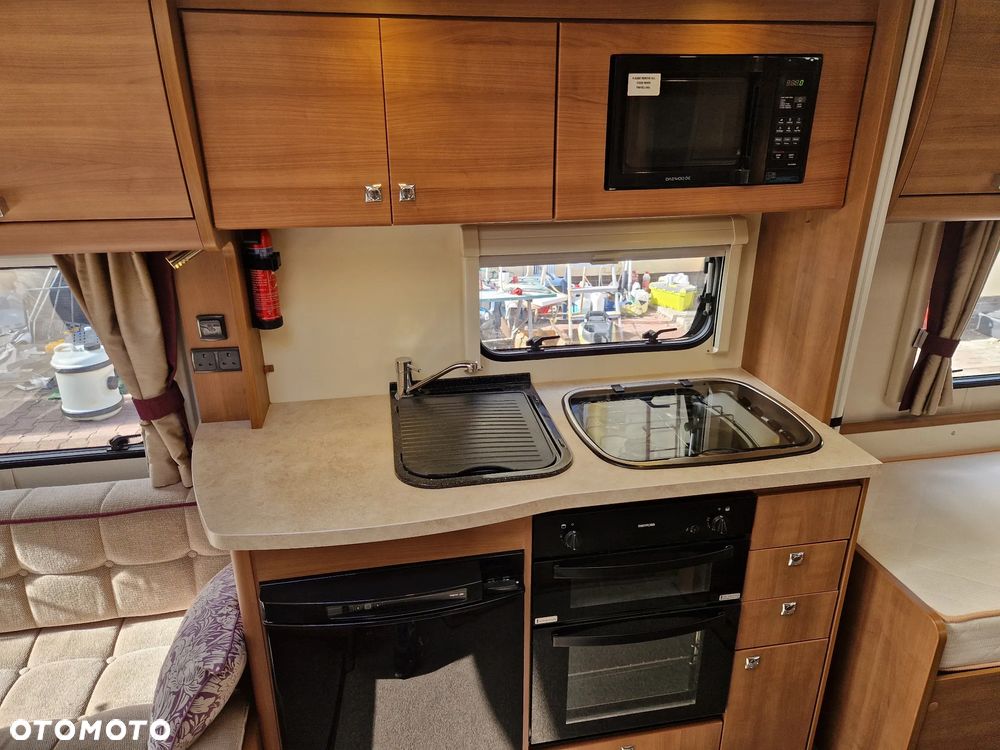 Elddis Affinity 574 - 9