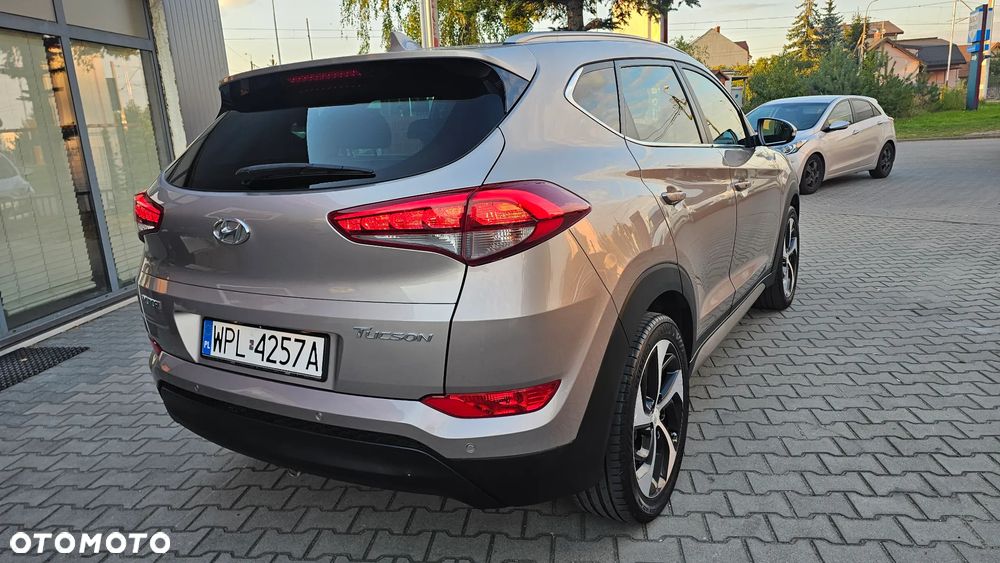 Hyundai Tucson blue 1.7 CRDi 2WD DCT Premium - 35