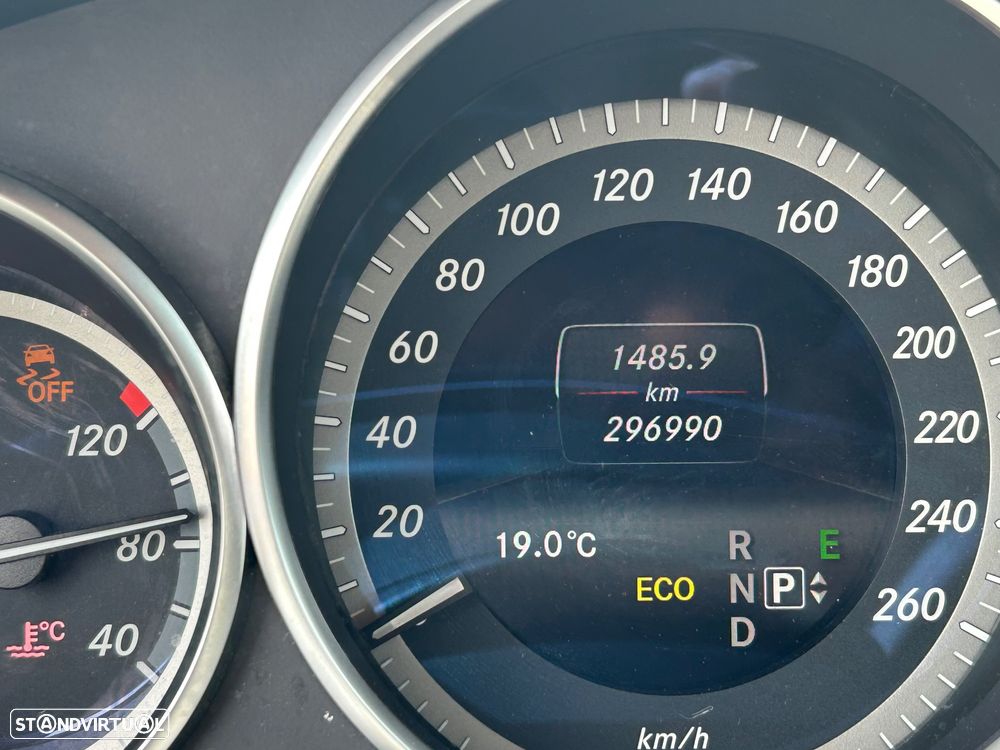 Mercedes-Benz E 300 BLUETEC 7G-TRONIC Avantgarde DPF - 21