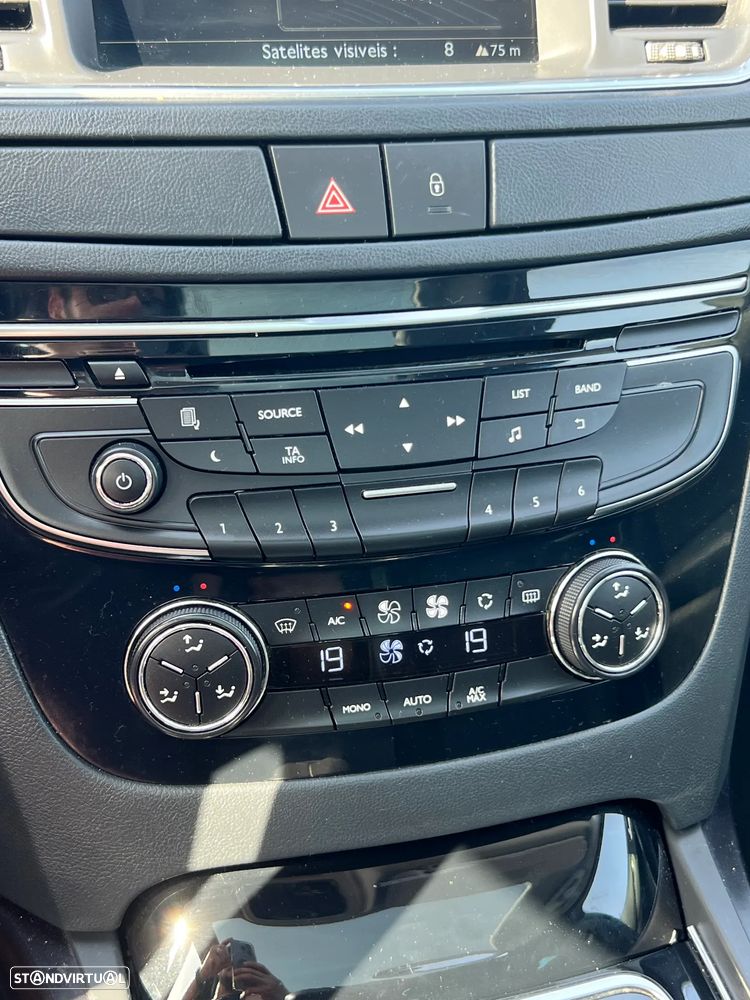 Peugeot 508 RXH 2.0 HDi Hybrid4 2-Tronic - 20