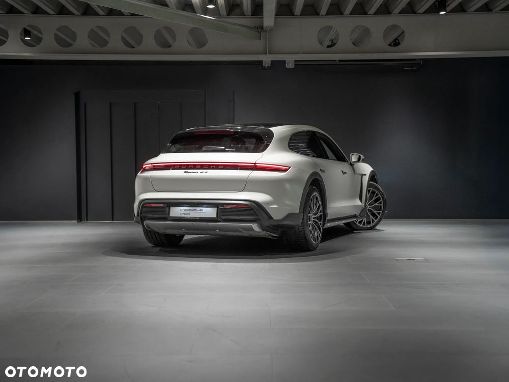 Porsche Taycan 4S - 5