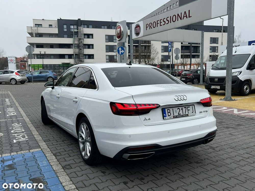 Audi A4 - 8