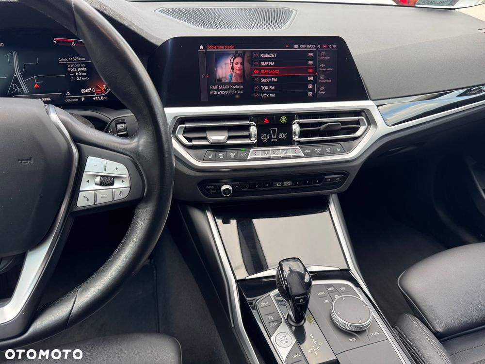 BMW Seria 3 320i xDrive Advantage sport - 27