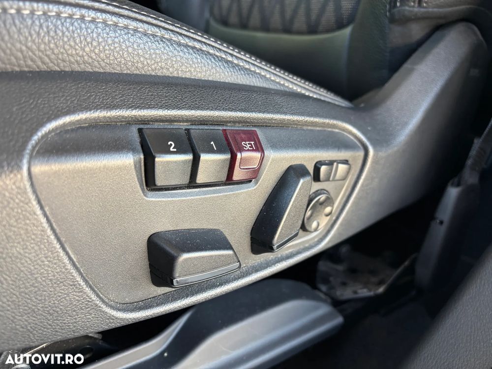 BMW X1 sDrive18d Aut. xLine - 39