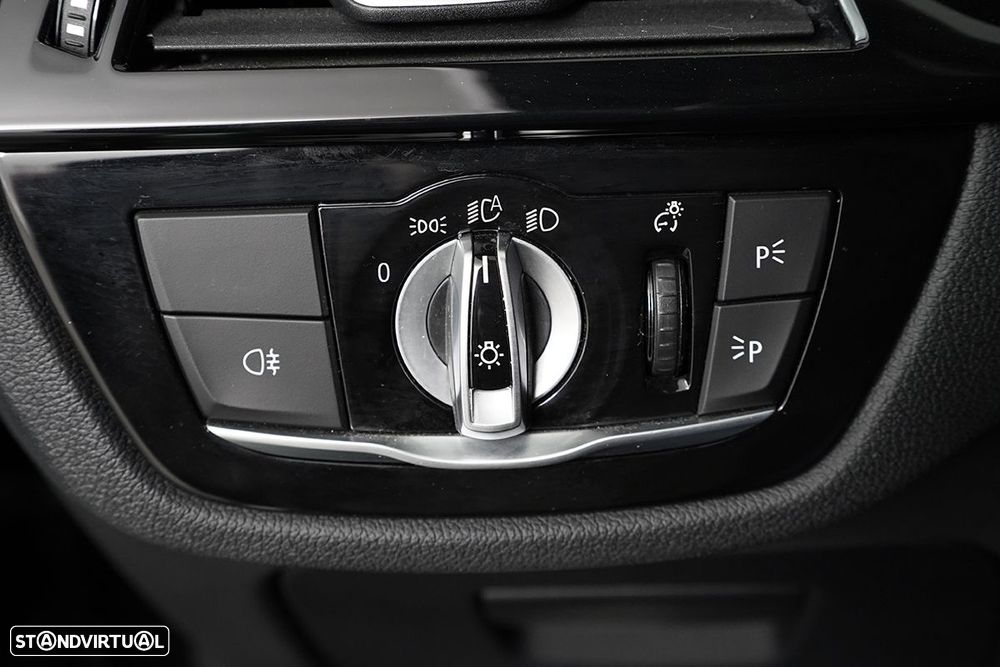 BMW 520 d Pack Desportivo M Auto - 20