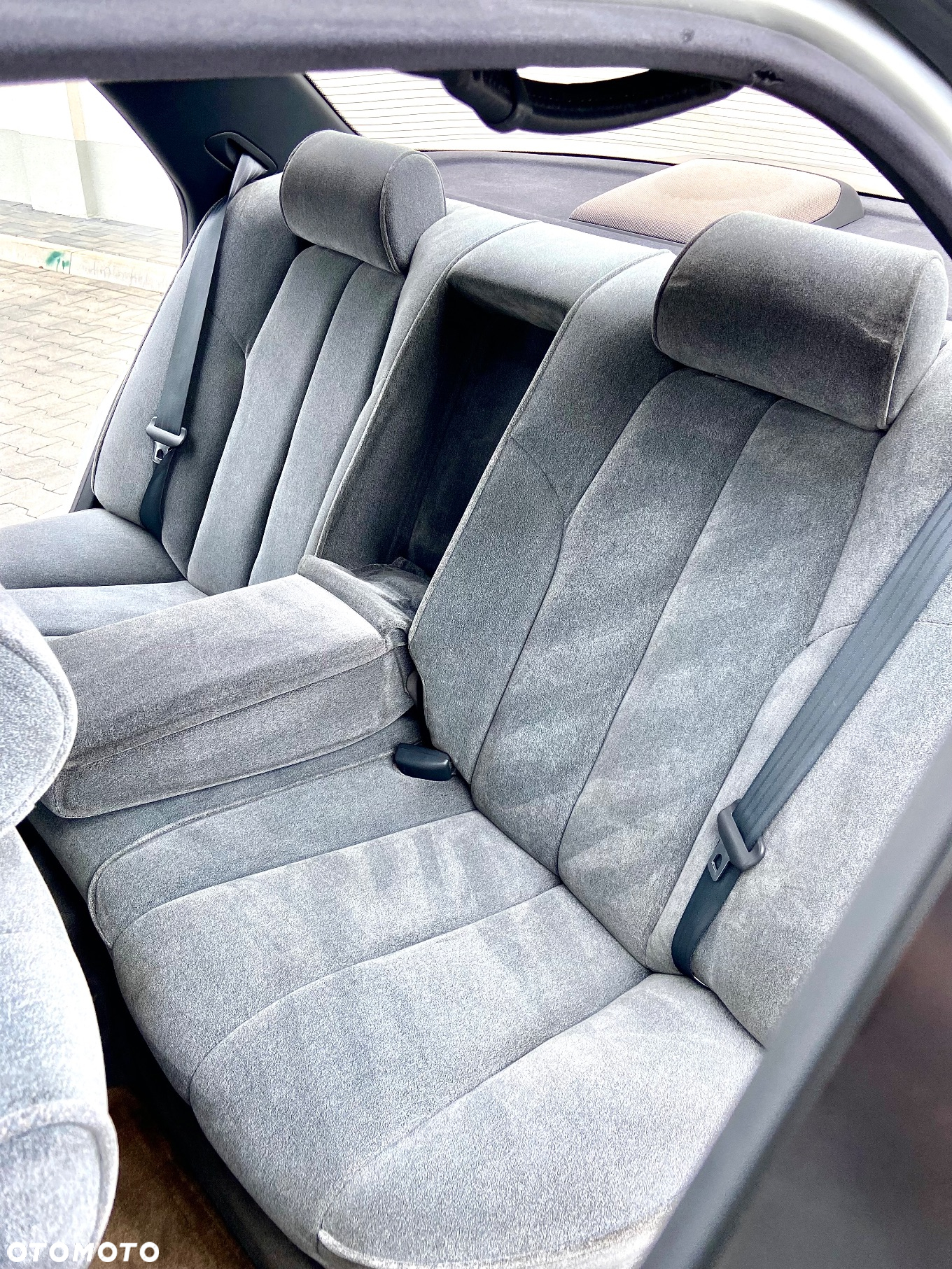 Lexus LS 400 - 29