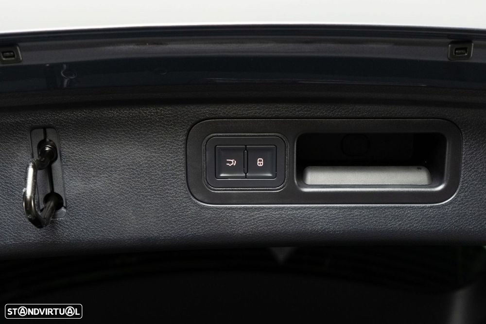 BYD Tang 108.8 kWh AWD Flagship - 17