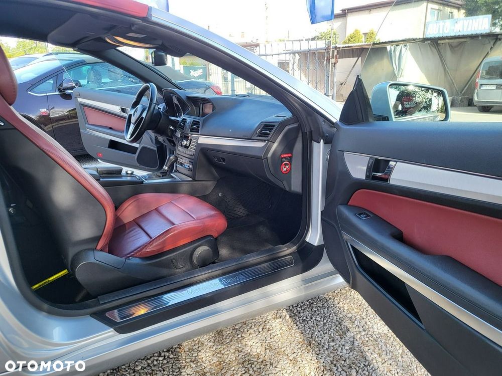 Mercedes-Benz Klasa E - 16