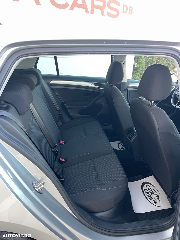 Volkswagen Golf 1.5 TSI BlueMotion ACT Comfortline - 25