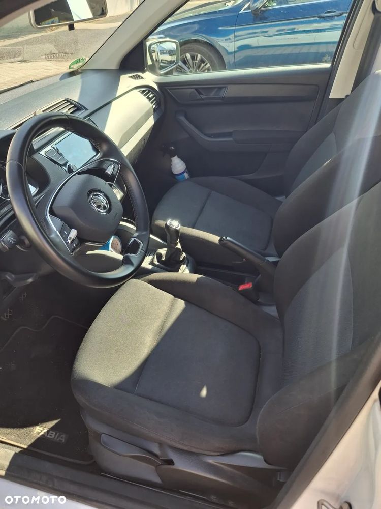 Skoda Fabia 1.0 Ambition - 8