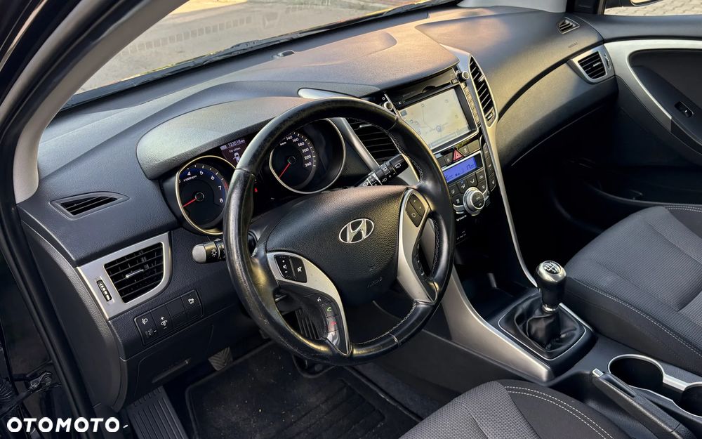 Hyundai i30 1.4 Premium - 16