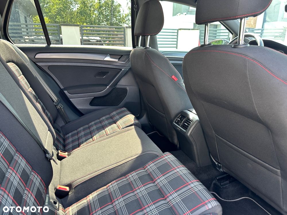 Volkswagen Golf VII 2.0 TSI BMT GTI Performance DSG - 24