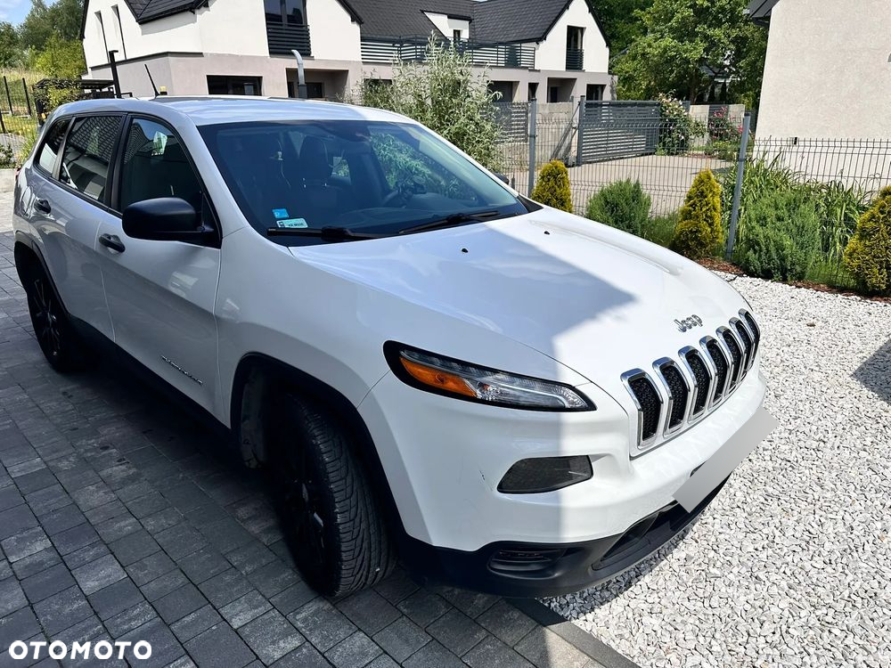 Jeep Cherokee - 3