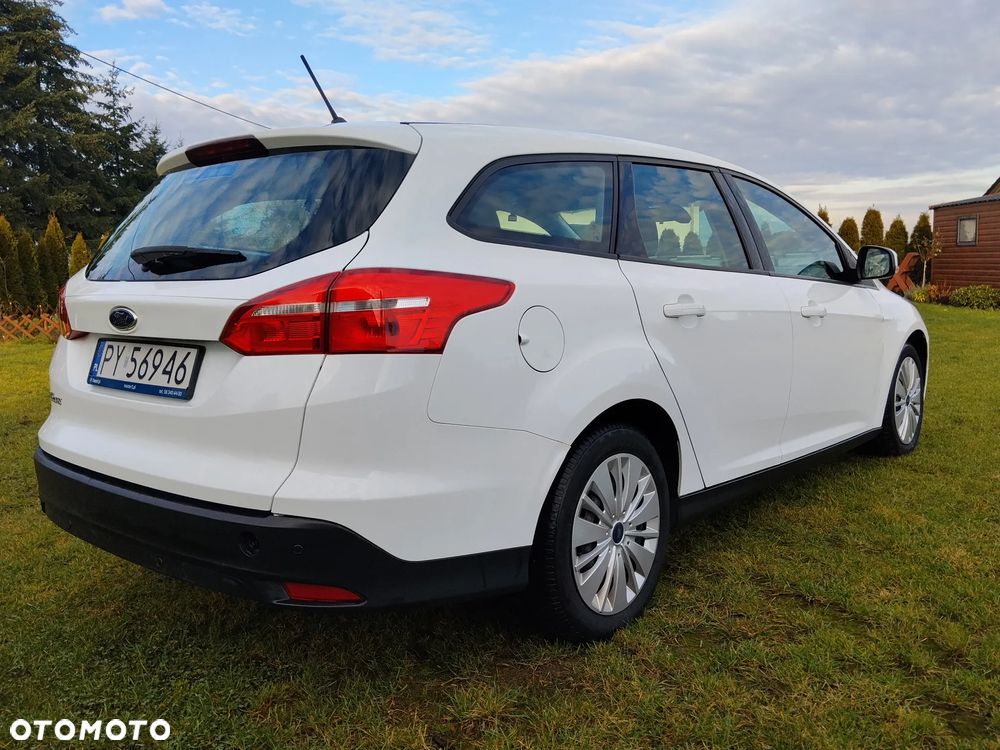 Ford Focus 1.5 TDCi Trend - 6