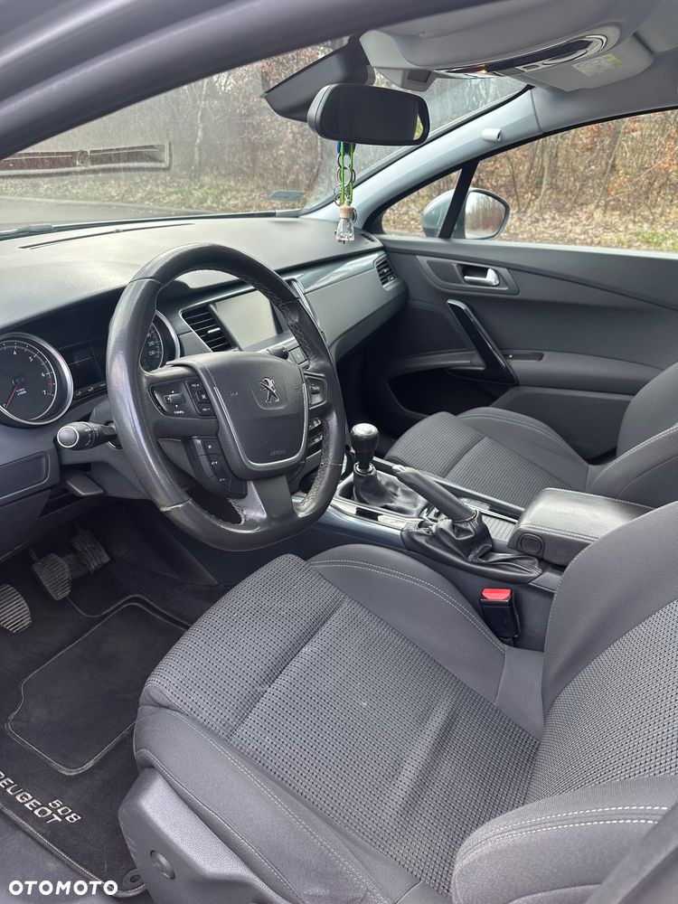 Peugeot 508 1.6 e-THP Active S&S - 6