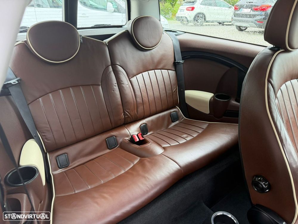 MINI Clubman Cooper D - 11