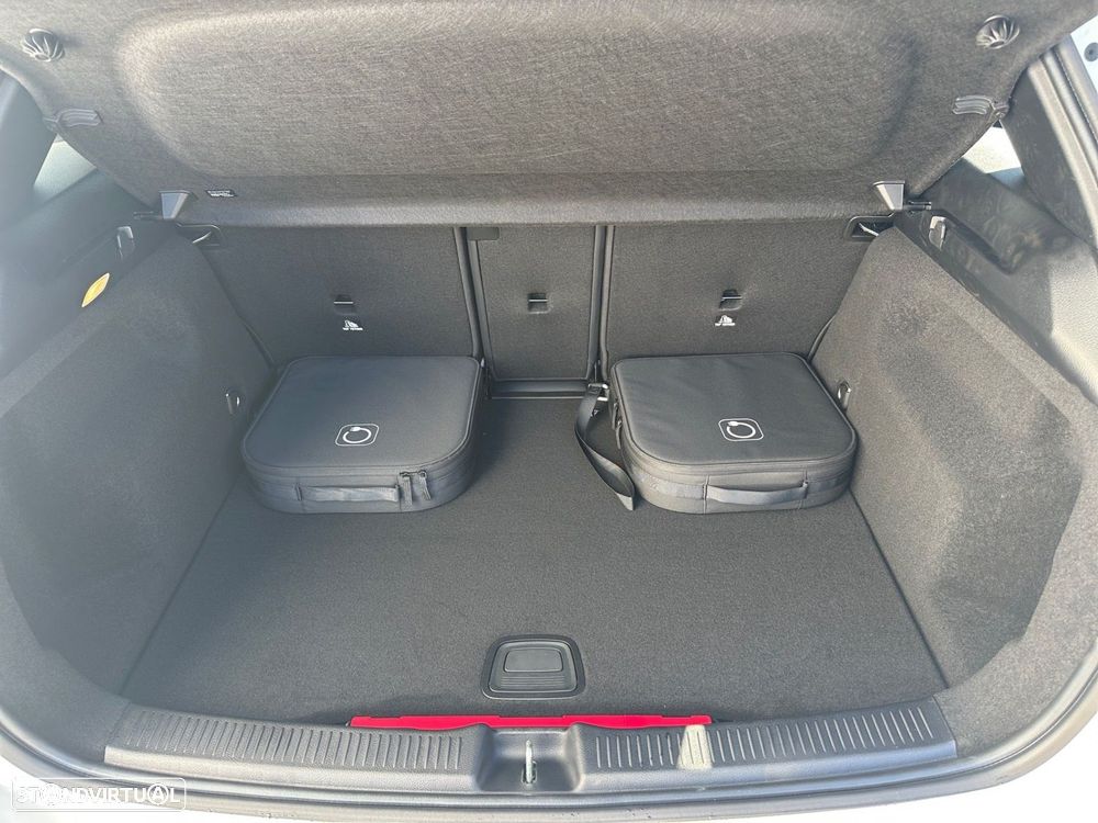 Mercedes-Benz B 250 e - 9