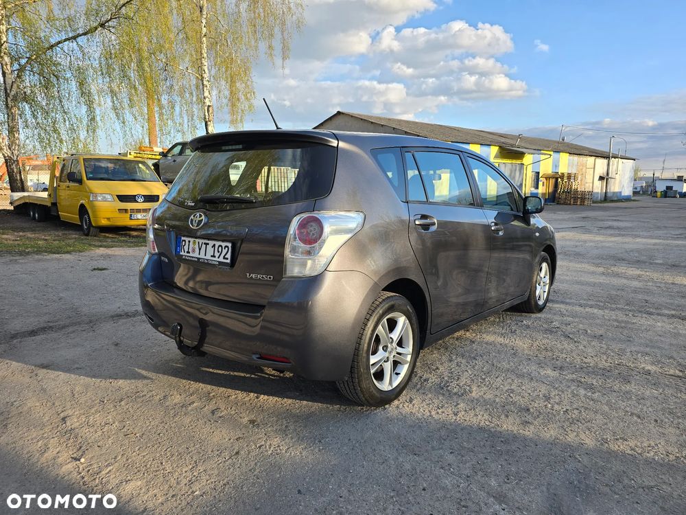 Toyota Verso 1.8 7-Sitzer Comfort - 3
