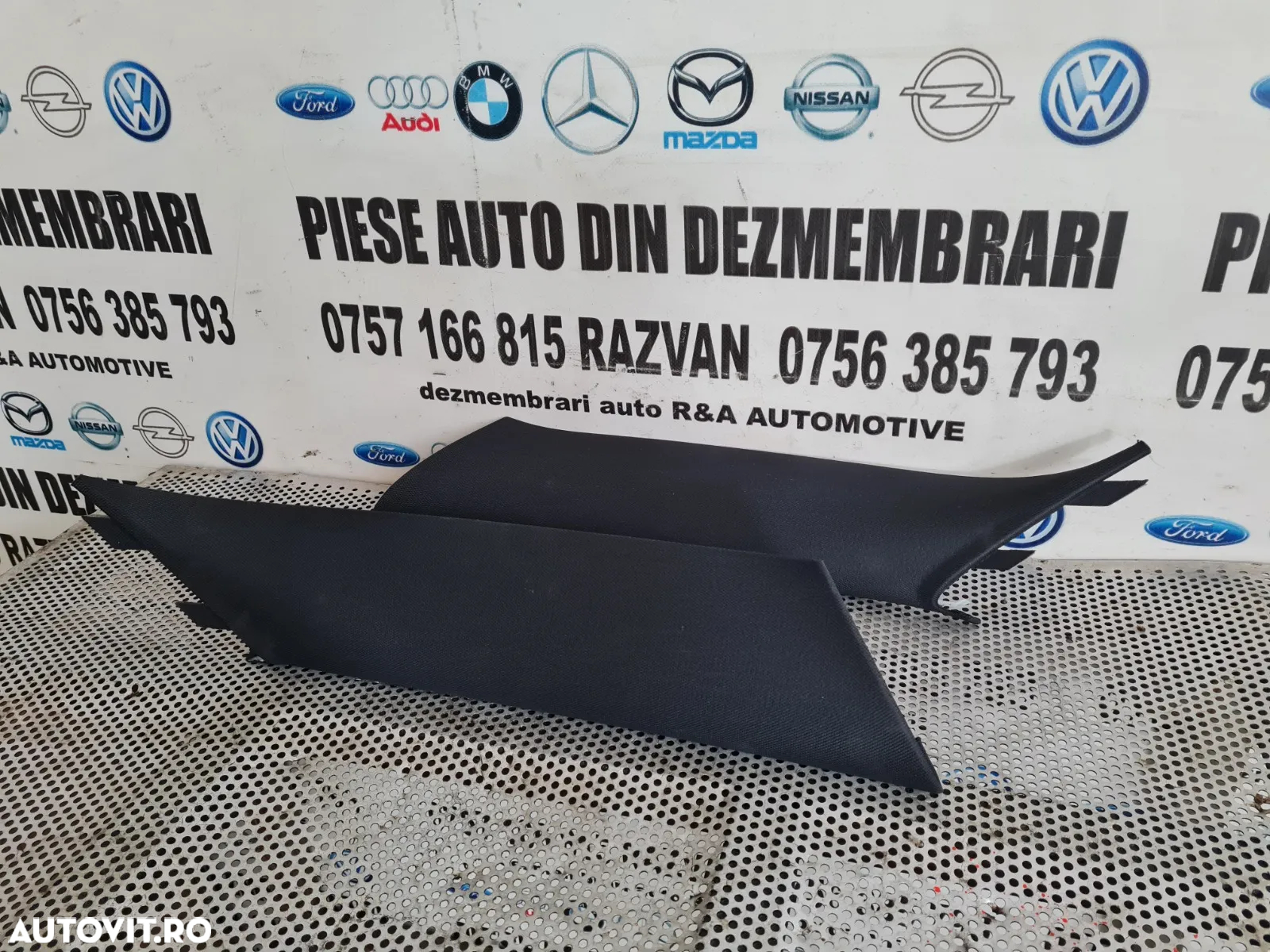 Ornament Stalp Fata Negru Mini Countryman F60 Dupa 2017 - Dezmembrez Mini Countryman F60 B47 Bi-Tur - 2