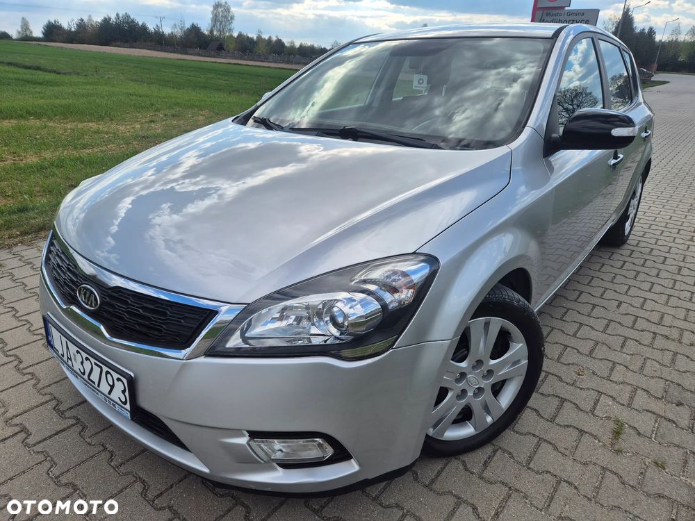 Kia Ceed 1.6 CRDi 90 Vision - 2