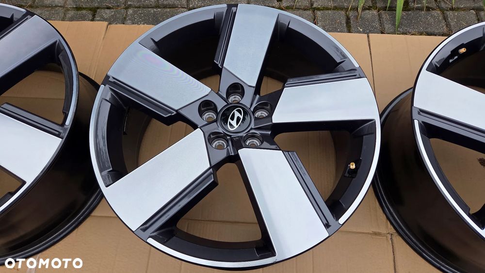 Alufelgi 20 5x114.3 Hyundai Santa Fe Tucson KIA Sorento OE Komplet - 1