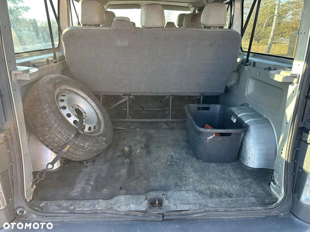 Opel Vivaro - 14
