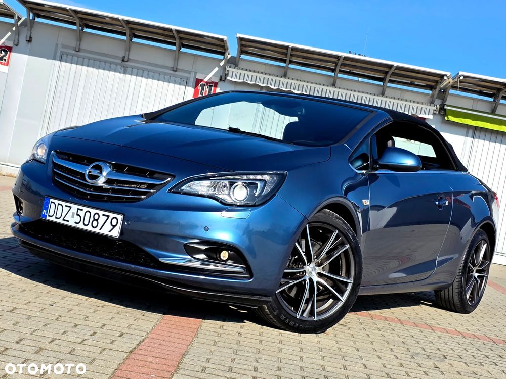 Opel Astra 2.0 T Cosmo - 1