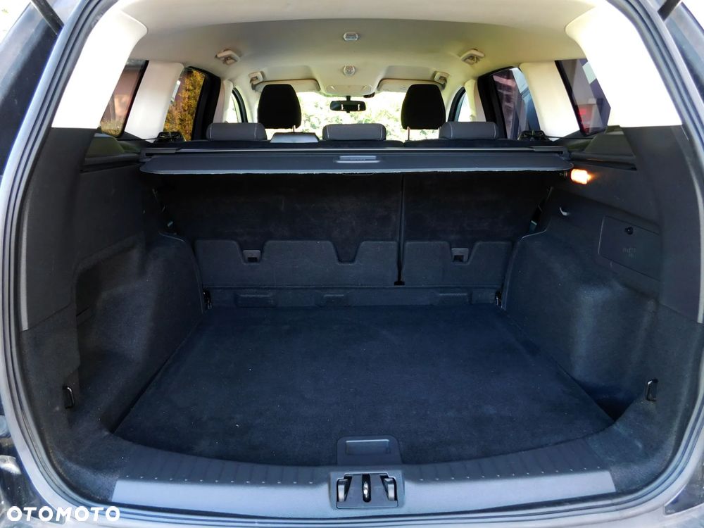 Ford Kuga - 15