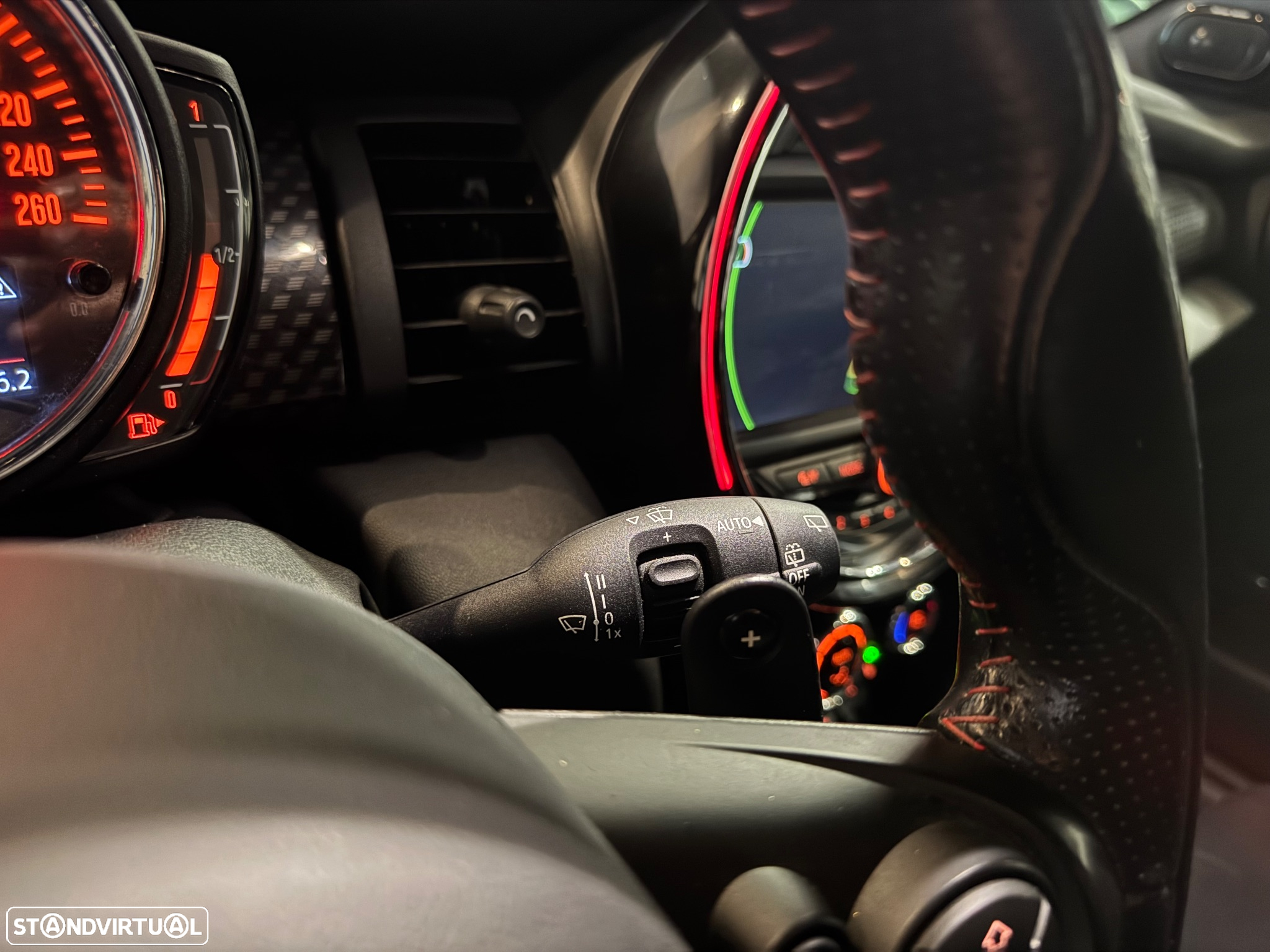 MINI 3 Portas Cooper SD Auto Desportiva - 13