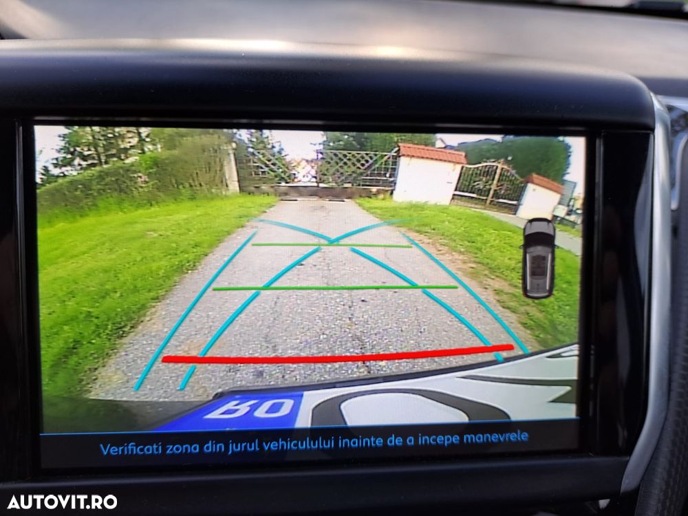 Peugeot 2008 1.2 PureTech Turbo S&S GT-Line - 8