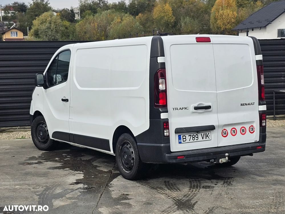 Renault Trafic - 8