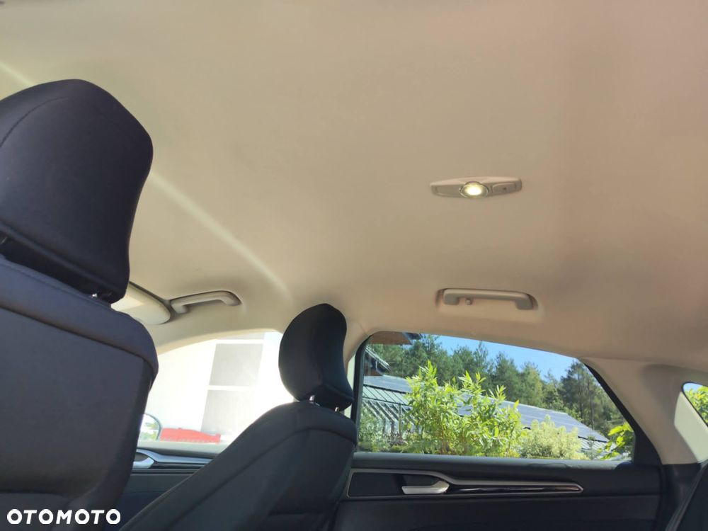 Ford Fusion - 26
