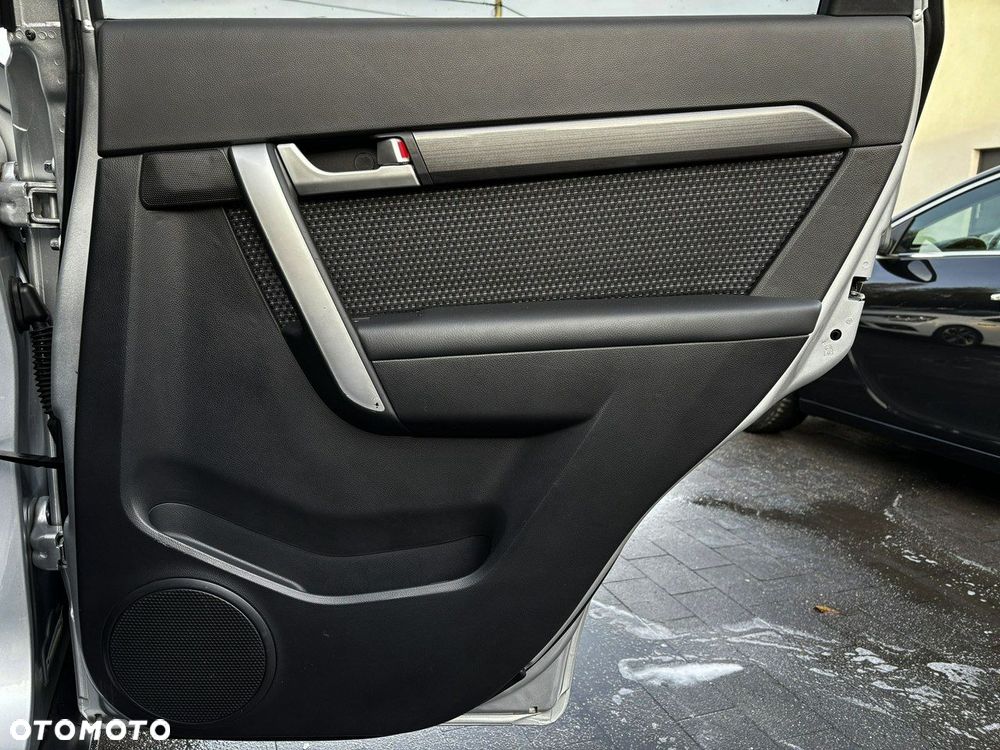 Chevrolet Captiva 2.0 2WD 5 Sitzer LS - 16