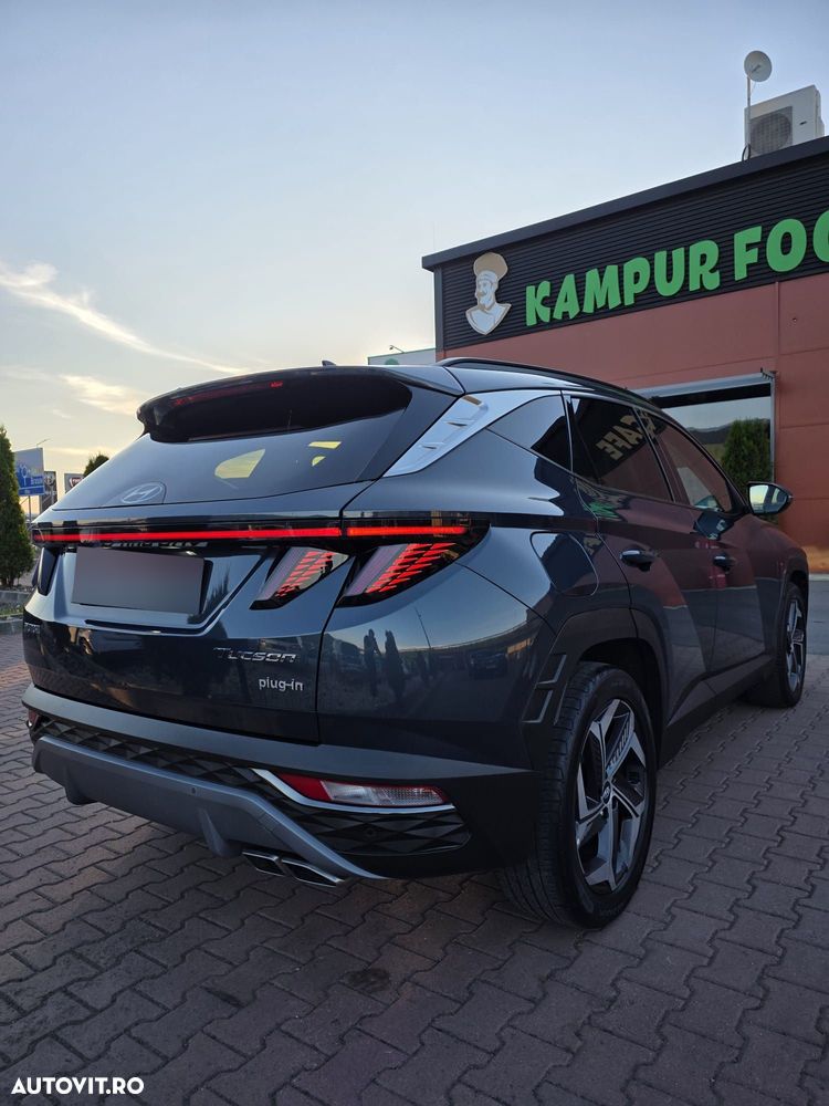 Hyundai Tucson - 8