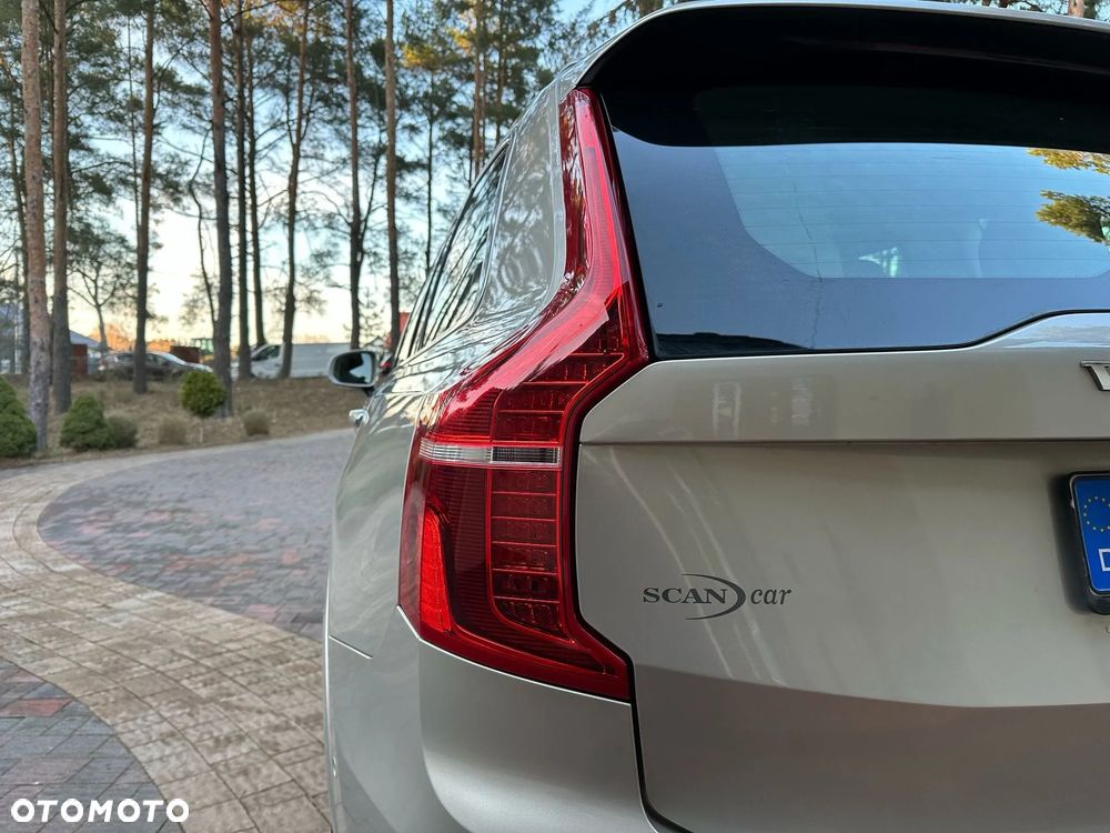 Volvo XC 90 - 6