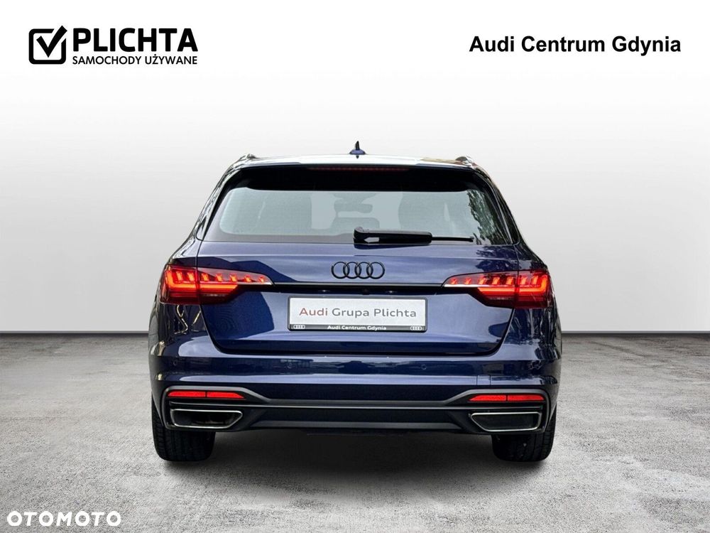 Audi A4 - 4