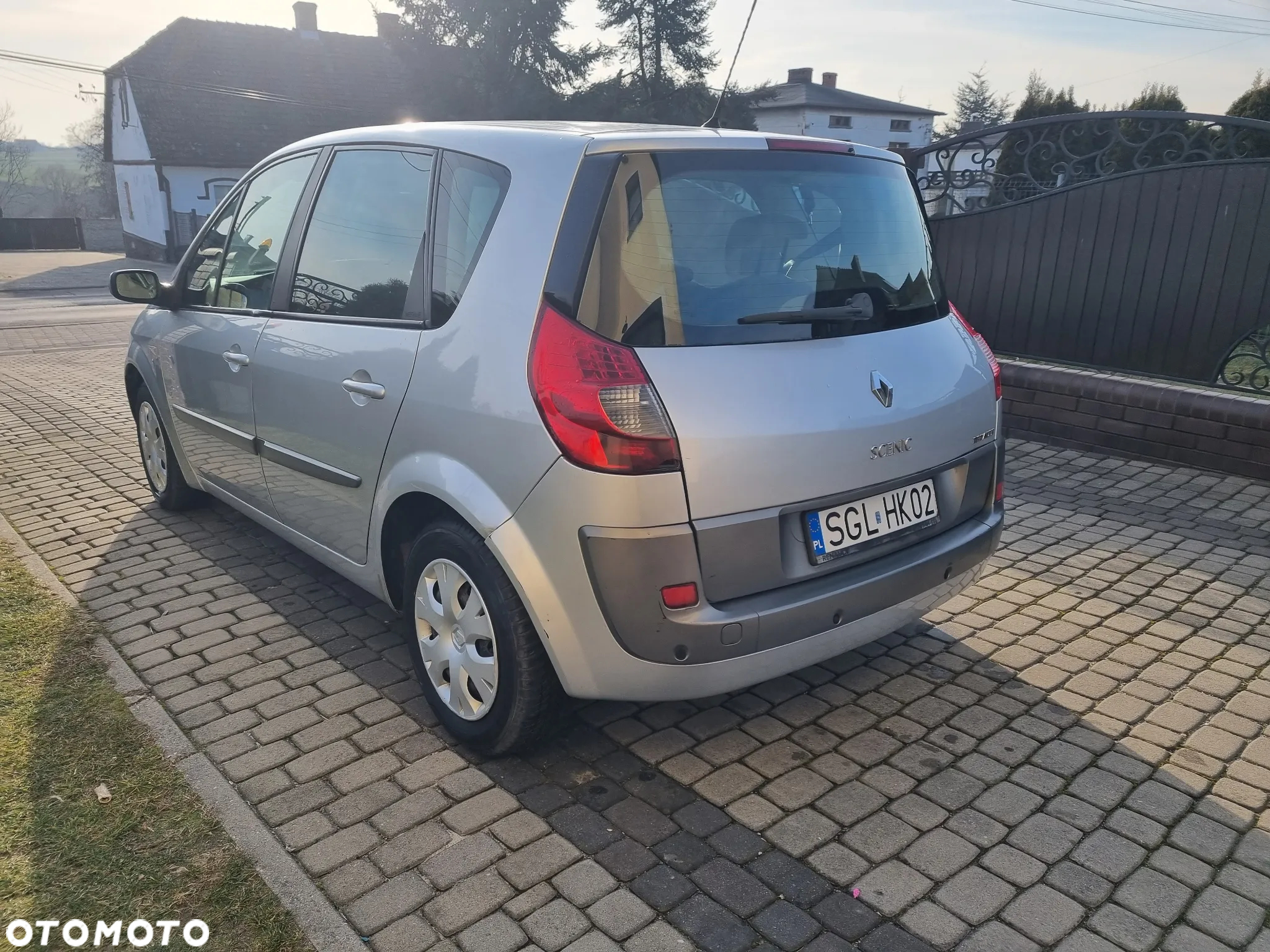 Renault Scenic 1.5 dCi Expression - 4