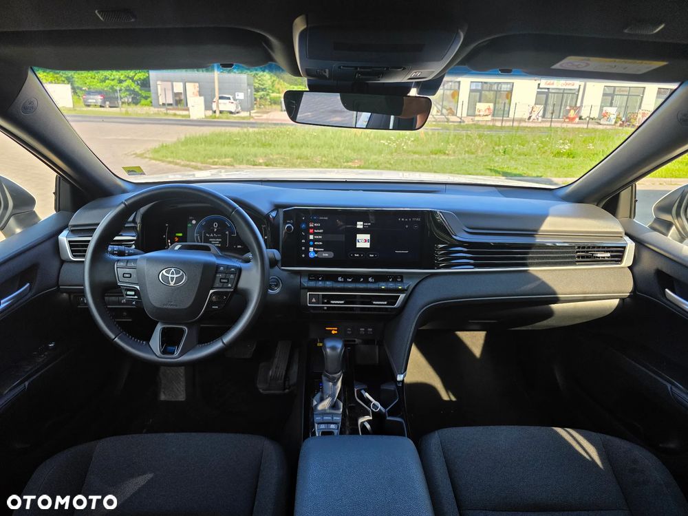 Toyota Camry 2.5 Hybrid Dynamic Force Comfort e-CVT - 19