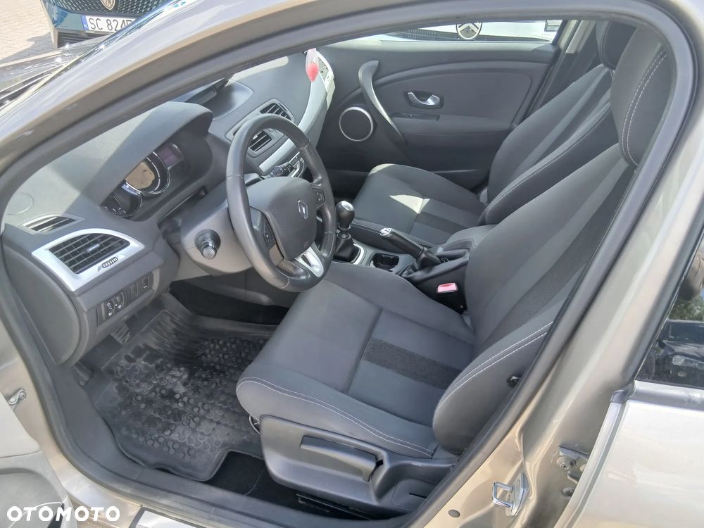 Renault Megane 1.6 16V Dynamique - 5