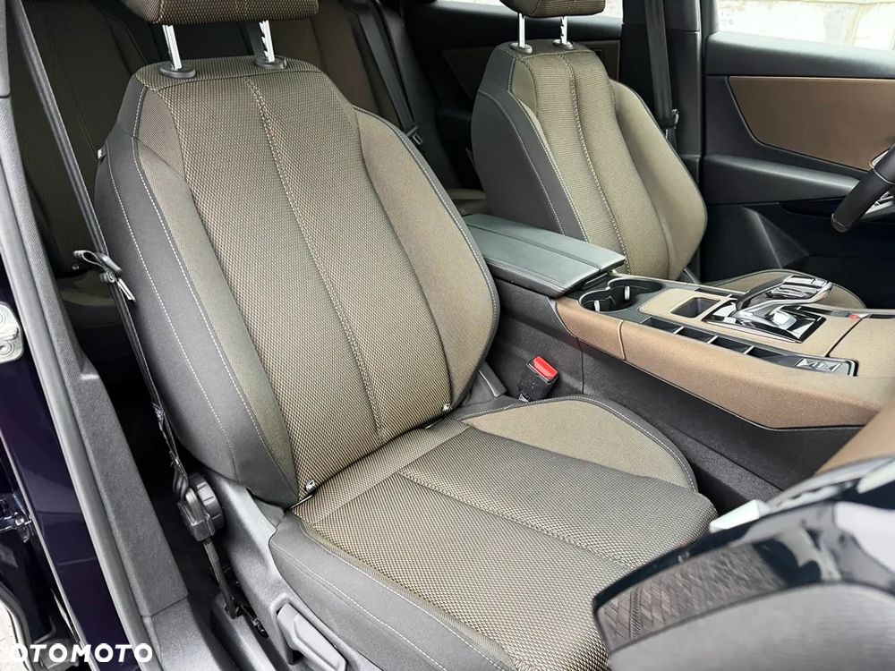 DS Automobiles DS 7 Crossback 1.5 BlueHDi Bastille + - 39