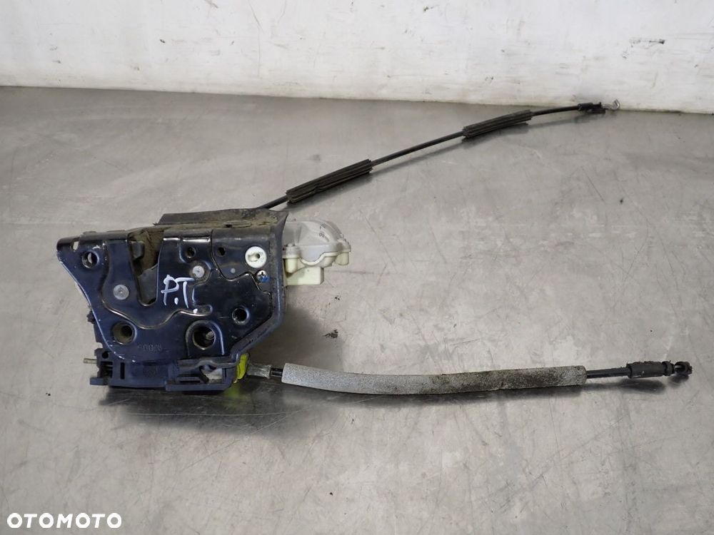 ZAMEK PRAWY TYŁ DRZWI SEAT LEON II - 2