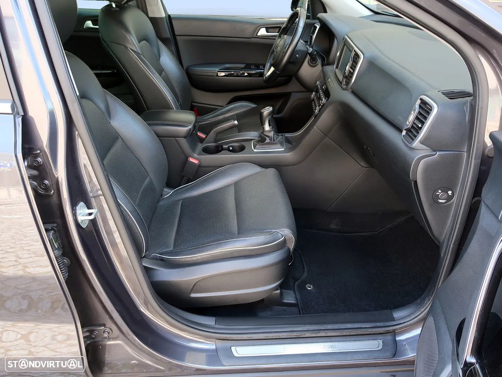 Kia Sportage 1.6 CRDI ISG SX - 19