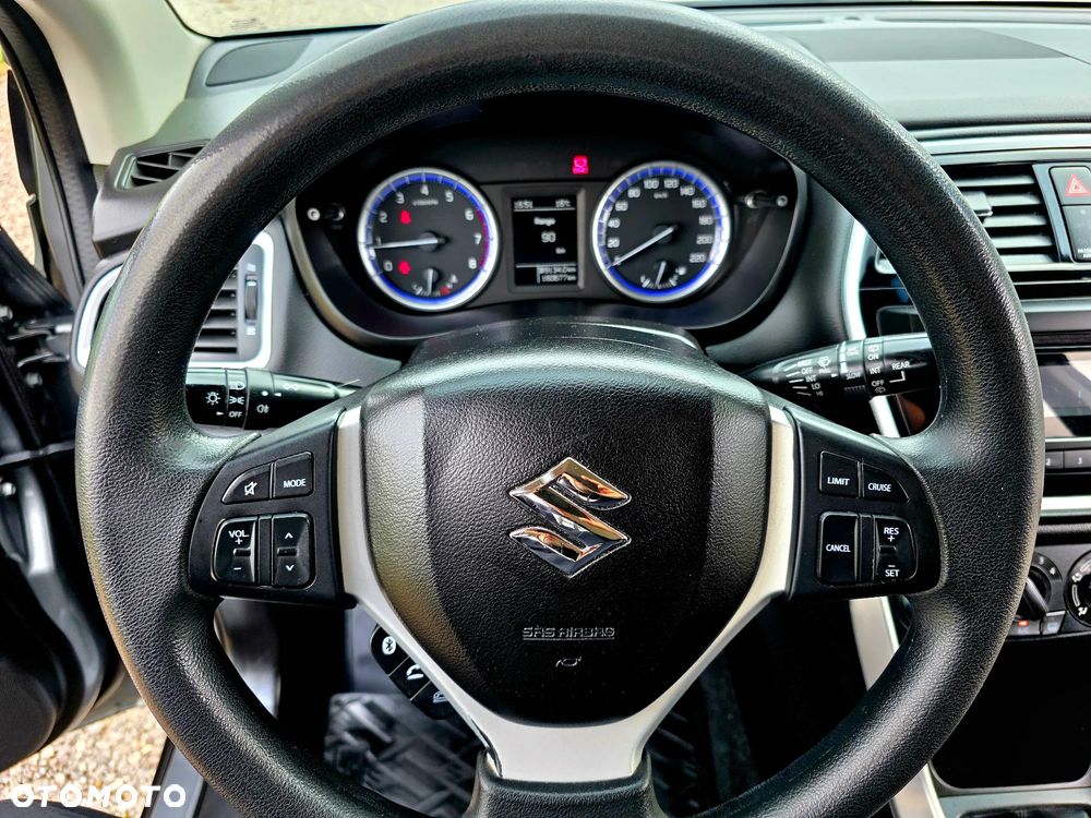 Suzuki SX4 S-Cross 1.0 T Comfort - 17