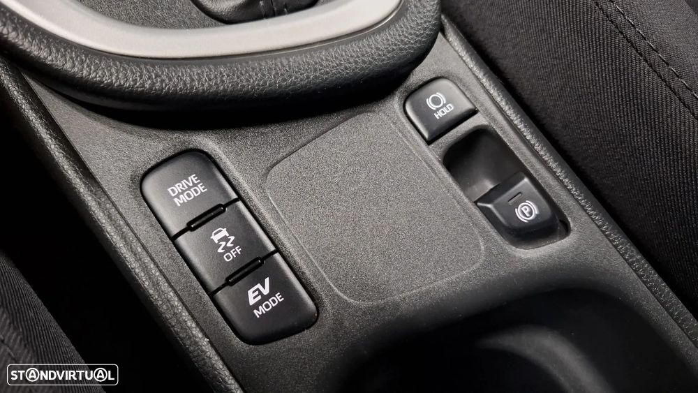 Toyota Yaris 1.5 HDF Comfort Plus - 22