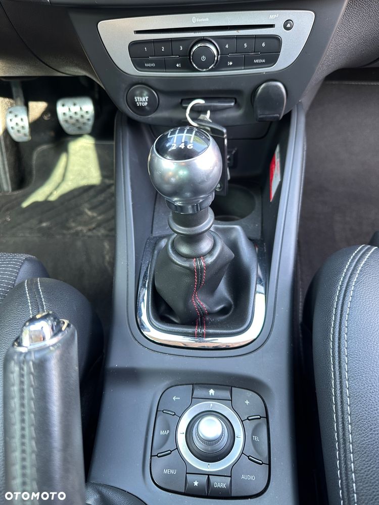 Renault Megane GT 220 - 30