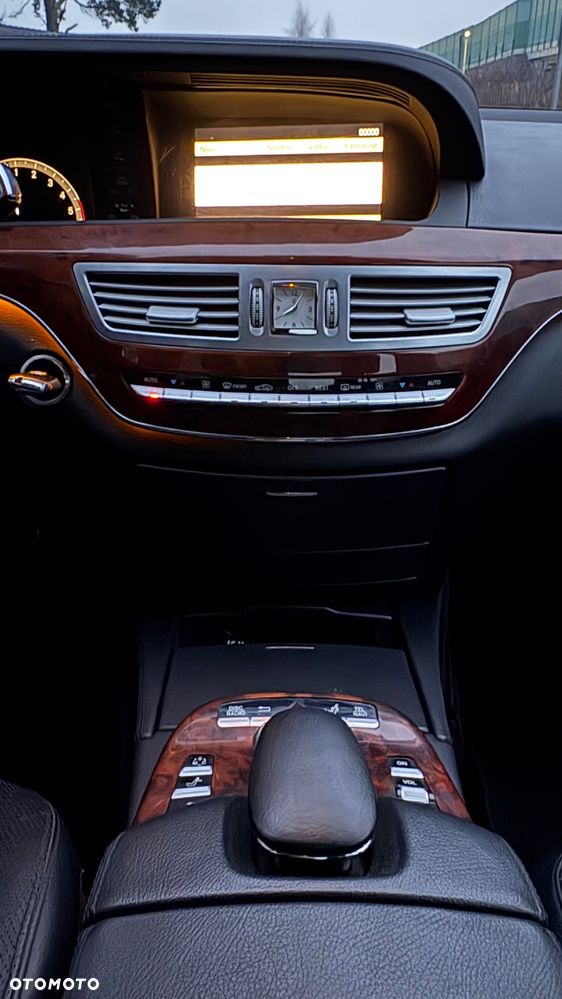 Mercedes-Benz Klasa S 420 CDI DPF 7G-TRONIC - 31