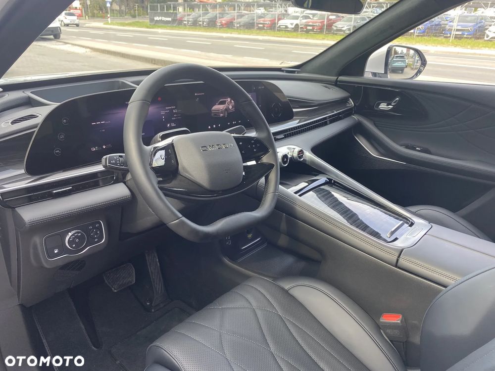 Omoda 9 1.5 Super Hybrid Exclusive AWD - 10