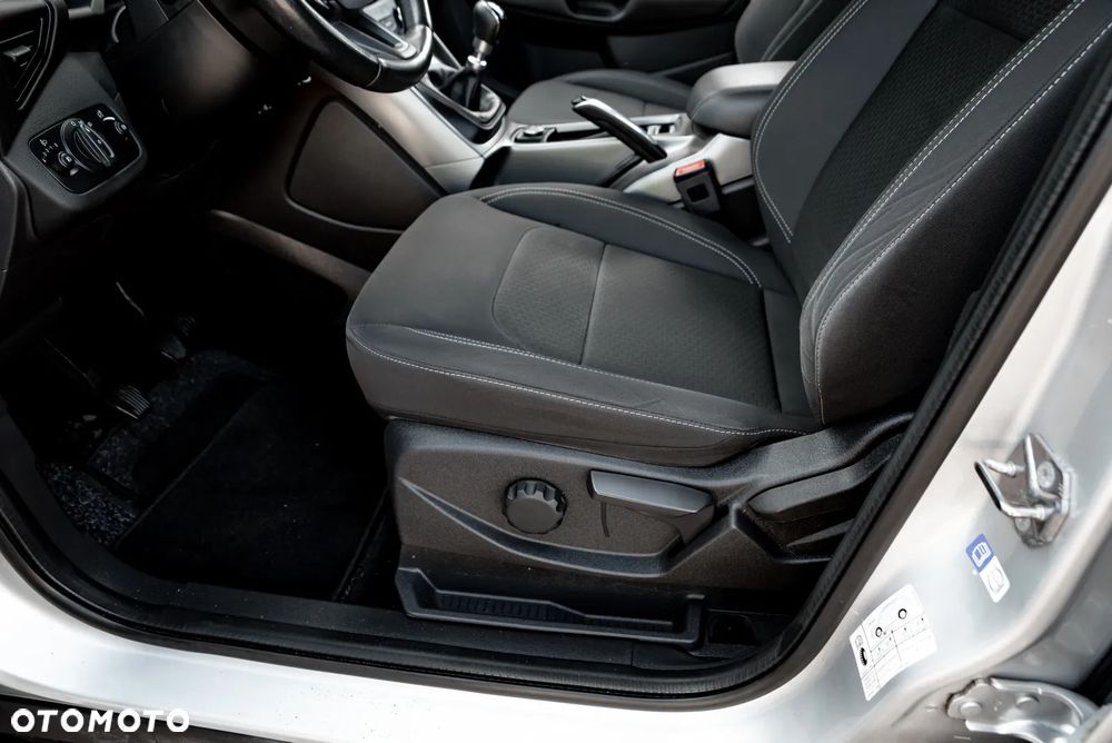 Ford Kuga 2.0 TDCi AWD Edition - 18
